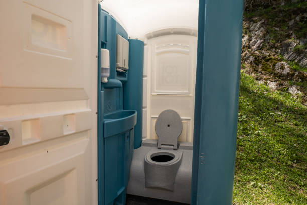 Best Wedding porta potty rental  in Mcpherson, KS